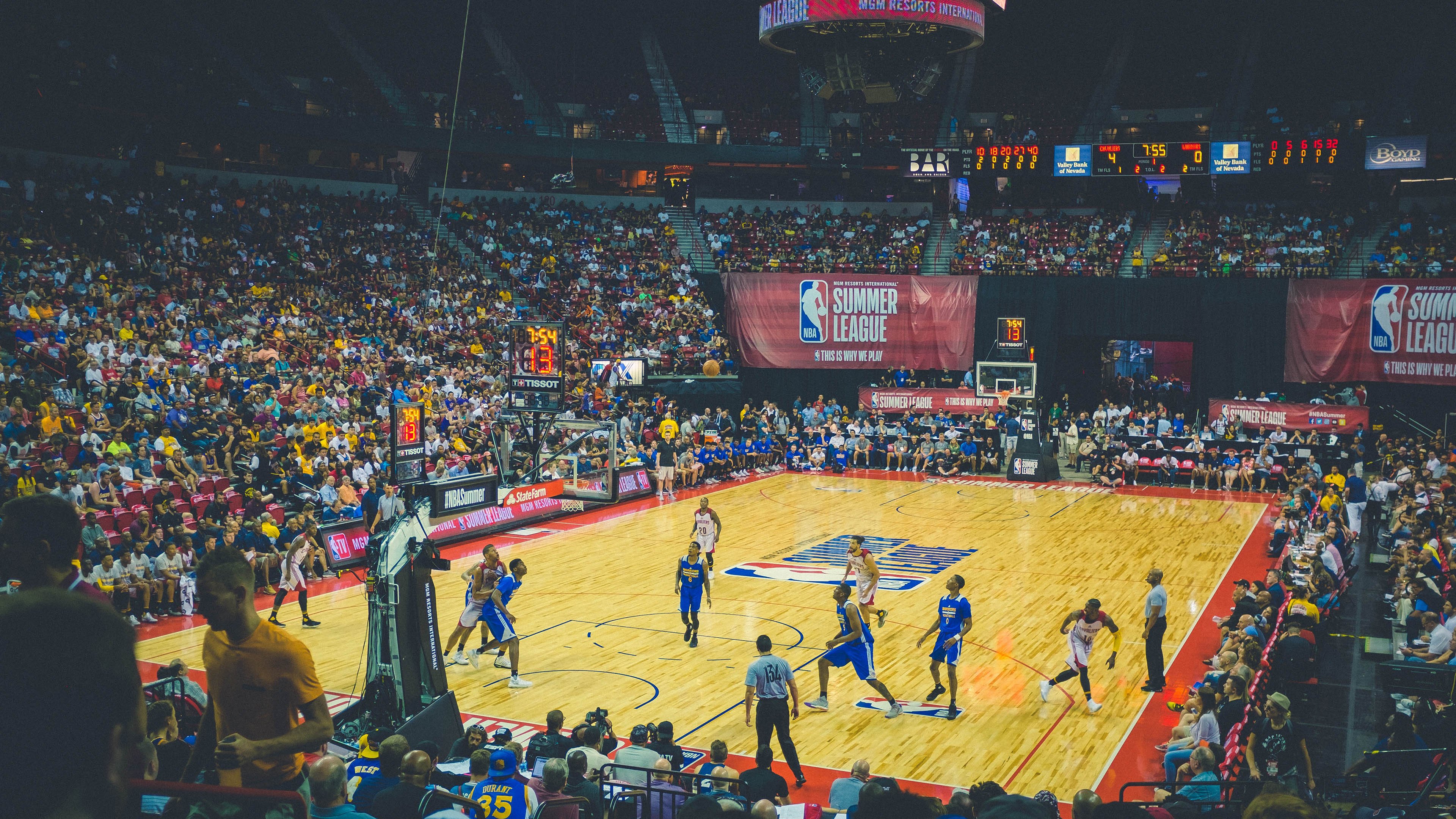 多米尼加特色水上运动旅游热度升高，多米尼加海滩